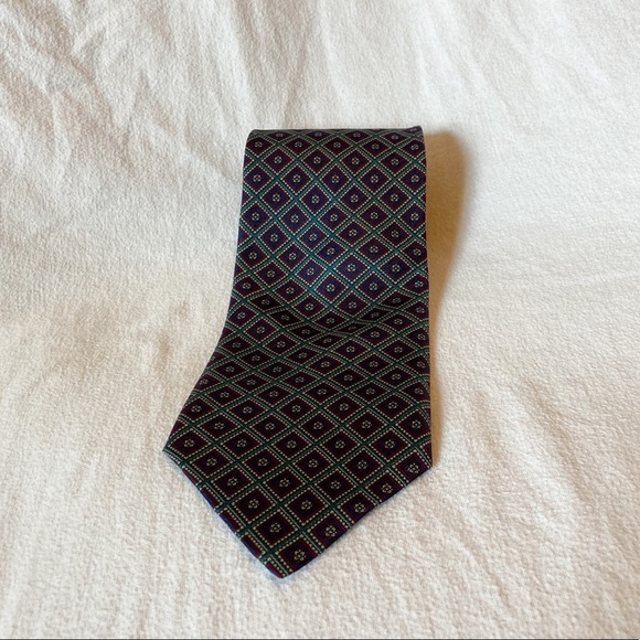 FREE IF BUNDLED Stafford Neck Tie Rosette & Diamond 100% Silk One Size OS EUC - Picture 1 of 5